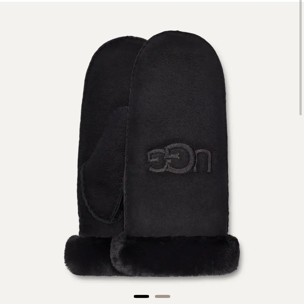 UGG Black Sheepskin Mittens